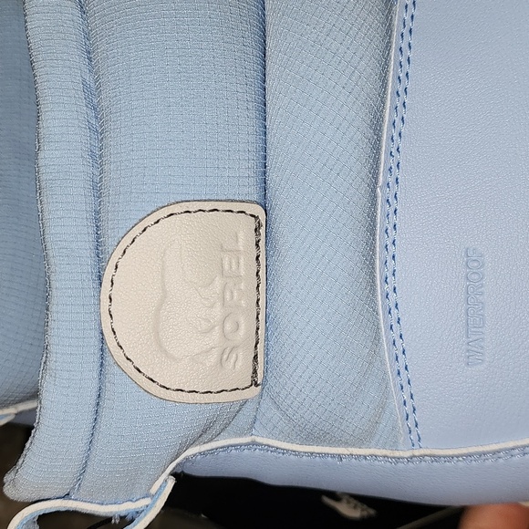 Sorel Brand New Women's Light Blue Winter Boots Snow Boots Waterproof - Picture 6 of 9